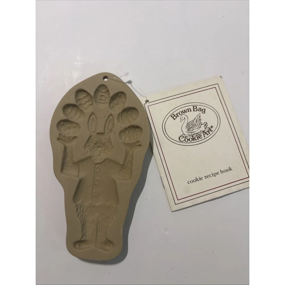 Vintage Brown Bag Cookie Mold Easter Bunny Rabbit W Eggs Hill Design Inc. 1993